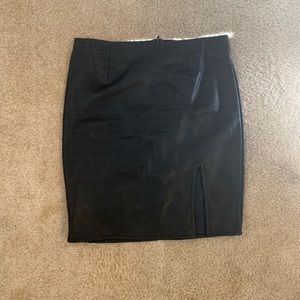 Leather mini skirt with slit